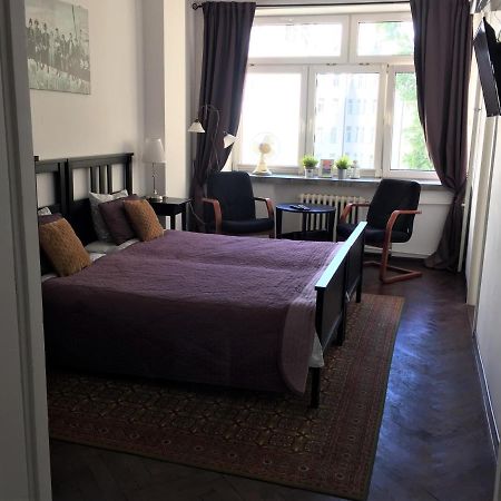 Fiesta Apartament วอร์ซอ ภายนอก รูปภาพ