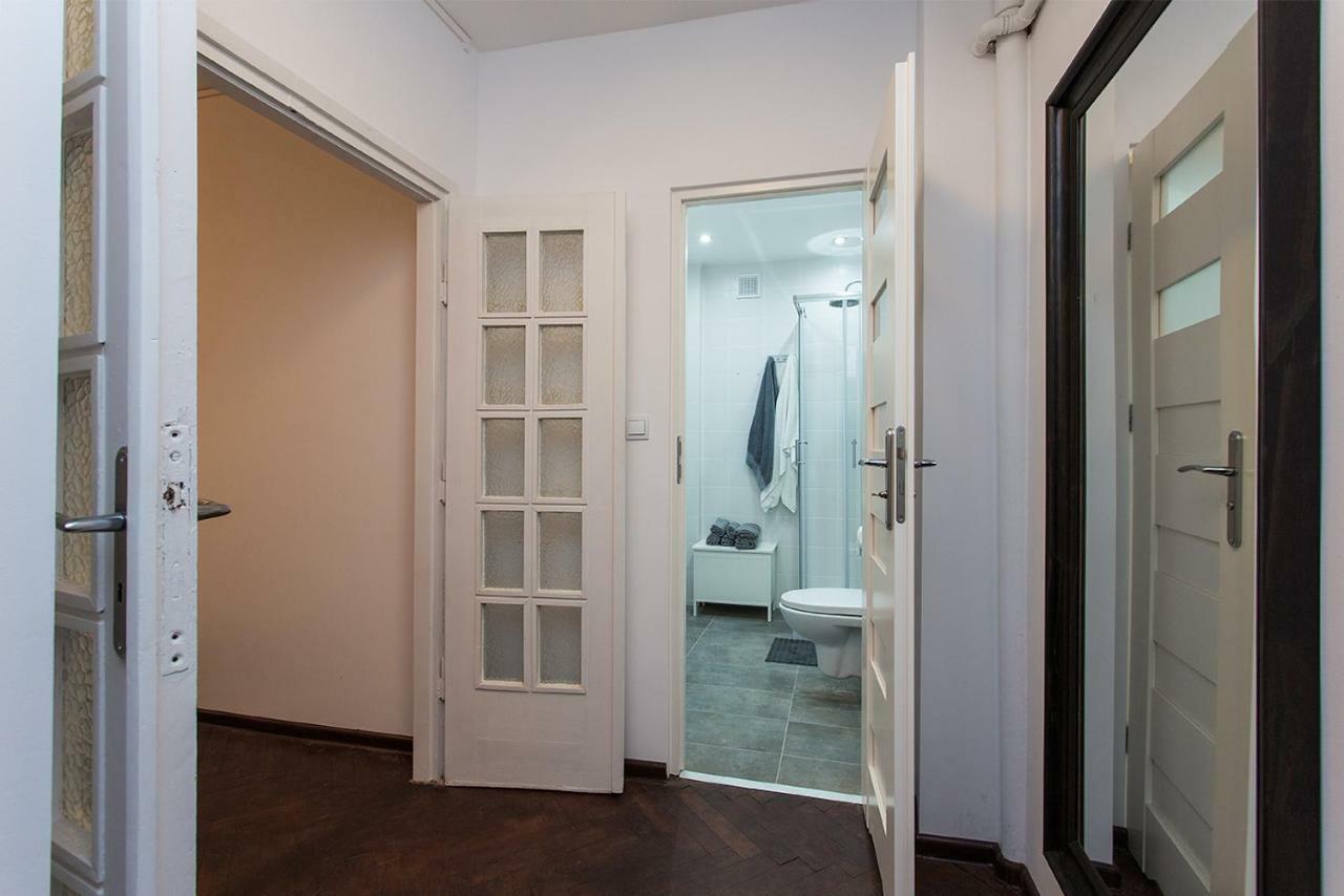 Fiesta Apartament วอร์ซอ ภายนอก รูปภาพ